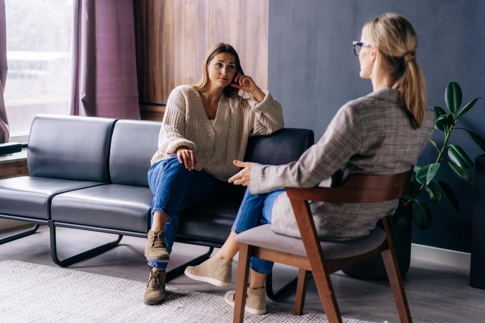 cognitive behavioral therapy for anxiety, is cognitive behavioral therapy a part of anxiety treatment, does cognitive behavioral therapy help with anxiety treatment, cost of cognitive behavioral therapy